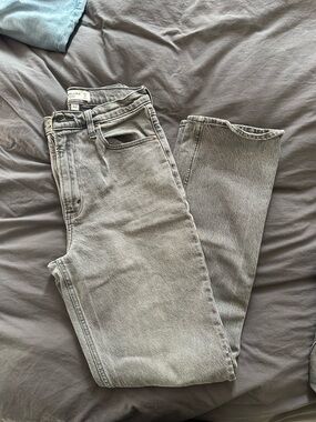 Abercrombie 90’s Straight Ultra High Rise 27 long